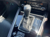 【 シフト 】スムーズなシフトチェンジで快適にお車を操縦していただけます!//