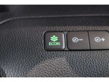 ECONスイッチの効果とあなたの運転で、クルマと力をあわせ「燃費向上=ガソリン代の節約=CO2 削減」のチャレンジをお楽しみください。