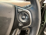【アダプティブ・クルーズ・コントロール】予め設定した車速内でクルマが自動的に加減速。 前走車との適切な車間距離を維持しながら追従走行し、高速道路でのドライバーの疲労を軽減してくれる嬉しい機能付♪