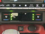シートエアコン付です。シートを暖めたり冷やしたりできる、快適装備の一つ。 暑い夏もシートが冷える冬も快適にドライブが楽しめそうですね。