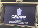 【メーカー純正ナビ】インテリアに溶け込むスタイリッシュな「専用設計」メーカーナビを装備♪視認性や操作性など基本性能にも優れ、より上質なカーライフをお楽しみいただけます。