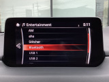 Bluetoothに接続することで、スマートフォンに入っている音楽アプリを車内で楽しめたり、通話が出来ます♪