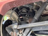 お車を安心してお乗りいただく為には、足回りの定期点検が欠かせません。サービスサポート(有償保証)では無料点検もご提供しており、安心のカーライフをお過ごしいただけるサポート体制が整っています。