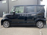 当店は、新車〜登録済未使用車、お買い得軽自動車まで、多数在庫しております♪軽自動車の事なら全て当店にお任せください!目玉車両もございますので、ぜひ一度軽ワールドへお越しくださいませ!