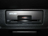 ETC2.0装備♪従来のETCの高速利用料金の収受だけではなく、渋滞回避や安全運転支援といったドライバーに有益な情報を提供してくれます♪