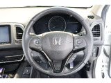ホンダセンシング搭載!衝突軽減ブレーキや誤発進抑制装置搭載!この他にも先進の安全機能を多数搭載しております!安全に安心にお乗り頂き快適なカーライフをお楽しみください!!