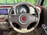 【純正革巻きステアリング】上質な革を使用することで、手にしっかり馴染みとても運転しやすいハンドルです♪
