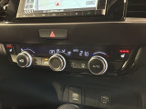 フロント両席にはシートヒーターが付いています!寒い日に便利な装備ですね。