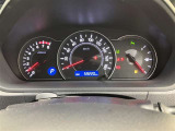 とっても見やすいメーターです。夜間時はラグジュアリーな気分にさせてくれる照明が魅力ですので、夜のドライブも楽しみになりますよ♪