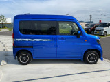 中古車の基本保証(期間は1年間・走行距離は無制限)のホット保証がついております。安心してご購入ください。※中古車保証は車両価格￥400.000-以上からになります。
