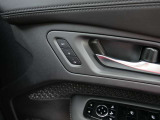 パーソナルドライビングポジションメモリーシステム(運転席・ドアミラー連動)