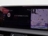 お車選びをお楽しみ頂けるよう、在庫車の展示スペースを十分に確保しております。