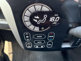 【 オートエアコン 】車内温度を感知して自動で温度調整をしてくれるのでいつでも快適な車内空間を創り上げます!//