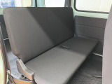 後席広々
