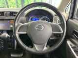 【純正革巻きステアリング】上質な革を使用することで、手にしっかり馴染みとても運転しやすいハンドルです♪