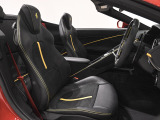 フロントミッドシップに搭載される3.9L V8ツインターボエンジンは、620cvの出力を発揮します。