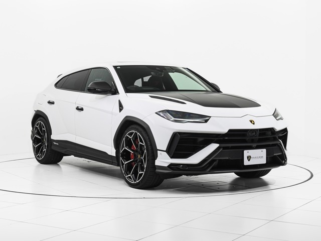 ウルス ペルフォルマンテ 4WD