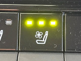 【シートヒーター&ベンチレーション】夏場は涼しい風でお尻や背中の熱やムレを防ぎ、冬はエアコンよりも早く温まってポカポカに!季節を問わず快適に過ごせます。