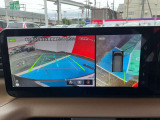 『アラウンドビューモニター』はスムーズな駐車と安全確認をサポートします。