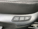 ◆運転席パワーシート◆シートの前後スライド、背もたれ部のリクライニングに加え、運転席は前後独立での高さと腰部のサポート量をすべて電動で調整可能です!