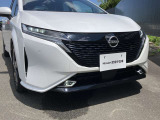 夜間走行の様々な局面に向けて、LEDヘッドランプで視認性をしっかり確保☆ハロゲンヘッドランプのおおよそ2倍の光量で、広範囲に明るくドライバーをサポートしてくれます。