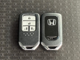 ★スマートキー★ キーを携帯しているだけでカギの開け閉めからエンジン始動までできるスマートキー!キーを取り出す必要がないので楽チンです