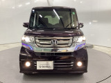 お客様に安全で快適なカーライフをお送りいただくために、中古車にも高いレベルの品質基準を設け、その基準に従って、全ての中古車について納車前整備を実施しています。