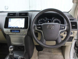 運転席廻りです。