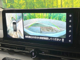 【アラウンドビューモニター】専用のカメラにより、上から見下ろしたような視点で360度クルマの周囲を確認することができます☆縦列駐車や幅寄せ時に活躍してくれます♪