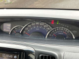 視認性の高いメーターで運転情報を的確に把握できます!