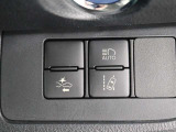 衝突回避支援パッケージ「Toyota Safety Sense」において、昼間の歩行者も検知対象に加えた「プリクラッシュセーフティ(レーザーレーダー+単眼カメラ)」を採用しています。