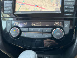 オートエアコンは、温度や風量を自動で調整してくれるため、運転に集中でき、疲労軽減にもつながります。また、車内の温度を一定に保つことで、結露やカビの発生を防ぐ効果もあります。