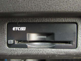 音声案内タイプETC2.0装備☆ビルトインタイプのETCですので、インテリアの邪魔をしません!ETCがあれば、キャッシュレスで料金所をノンストップで通過できます。