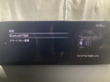Apple Carplay・Android Auto対応!マツダ コネクト(コマンダーコントロール)でスマートフォンを操作して、通話、音楽を聴いたり、マップで目的地を調べることができます。