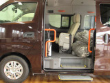 電動リフト★ストレチャー搭載◆10人乗り◆車椅子2名仕様です。