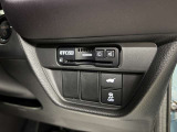 ナビ連動型ETC2.0も装備しているので料金所もスムーズな通過が可能です♪