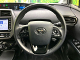 【純正革巻きステアリング】上質な革を使用することで、手にしっかり馴染みとても運転しやすいハンドルです♪