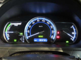 とっても見やすいメーターです。夜間時はラグジュアリーな気分にさせてくれる照明が魅力です。
