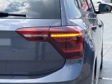 点検整備:ご納車前に&rdquo;Das WeltAuto&rdquo;独自の「点検チェック項目シート」により、部品や機能に関する全71項目もの厳しいチェックを実施します。