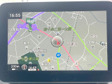 ●ベンツ純正ナビ:一体感のあるナビは、高級感ある車内を演出してくれます。Bluetooth再生などオーディオ機能も充実しておりますので、運転もより楽しめます♪