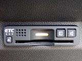 ■【ETC車載器】が装備されています。セットアップをしてお渡しとなり、ETCカードを差し込むだけで高速道路の利用が可能です。