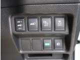 弊社でお車をご購入頂いたお客様は、一部車種を除いて【オイル交換永久無料】となっております。※詳細はスタッフまでお問合せ下さい。