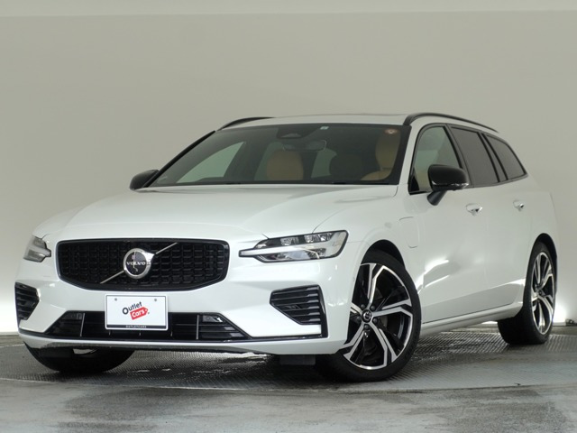 V60 リチャージ PHEV T6 AWD アルティメット 4WD
