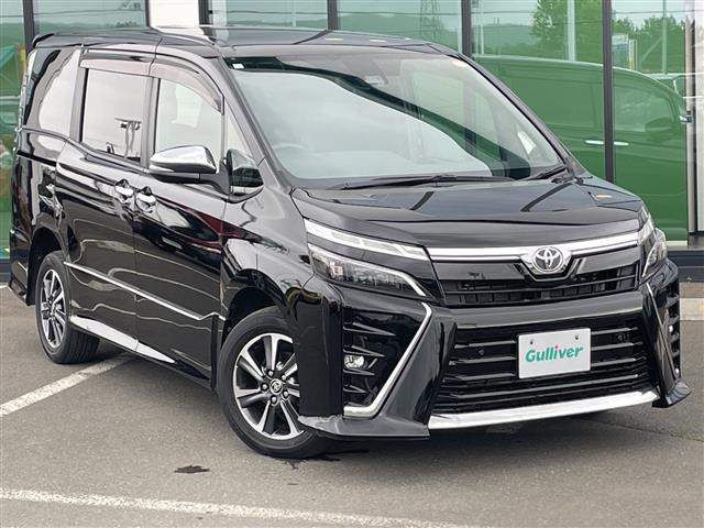 ヴォクシー 2.0 ZS 煌III 4WD 修復歴無し