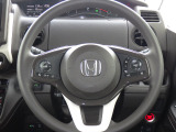 Hondaセンシングの機能のひとつ、アダプティブクルーズコントロール付!アクセルから足を離しても設定したスピードと前車との車間を保ち走行してくれます!車線維持もアシスト☆高速道路で疲労軽減ですね☆