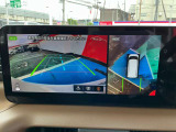 『アラウンドビューモニター』はスムーズな駐車と安全確認をサポートします。