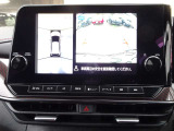 アラウンドビュー☆空から見下ろすような視点で、スムーズな駐車と安全確認をサポート!運転の心強い味方になってくれます♪