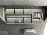 運転席まわりの画像です。