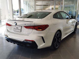 BMWプレミアムセレクション前橋では、高年式低走行モデルからMモデル、年式が経ちなかなかディーラーでは見かけないモデルまで幅広いラインナップで認定中古車を取り扱っております。品質に自信があります。
