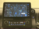 いまや必須装備「ナビゲーション」搭載!知らない場所にスイスイッとドライブ。もう、これなしではハンドルを握れませんね!でも運転中の操作は危険ですのでご注意ですね☆